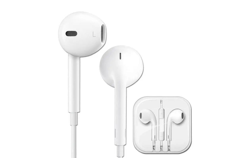 APPLE EarPods with 3.5mm Headphone Plug