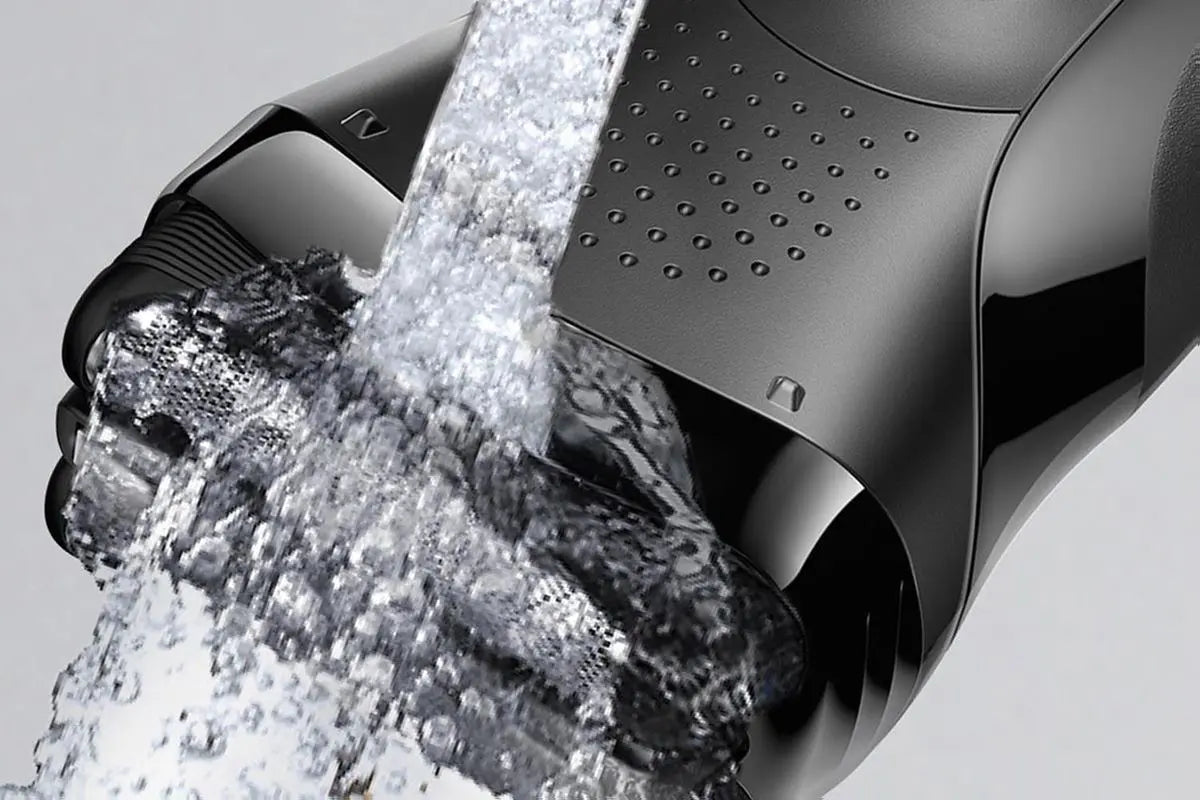 BRAUN 300s AP Clean & Close Shaver - Bkack