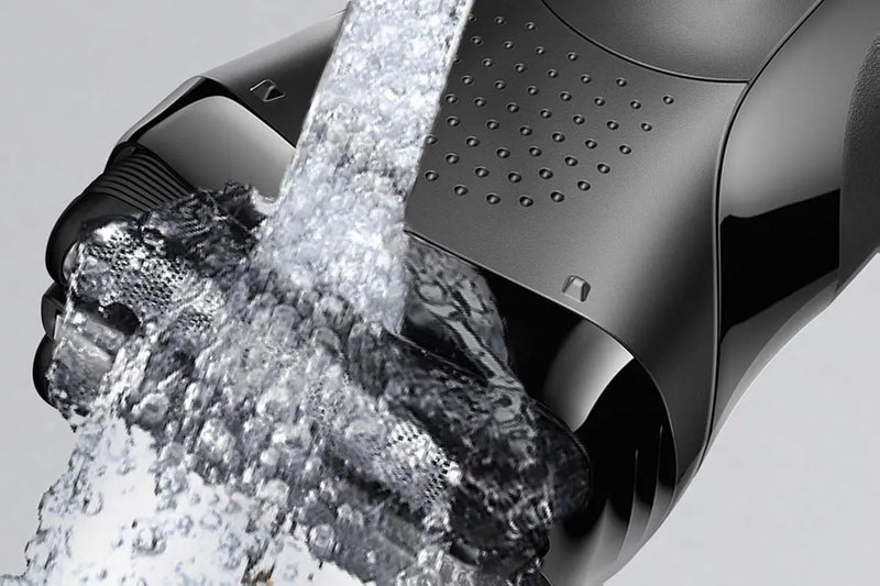 BRAUN 300s AP Clean & Close Shaver - Bkack
