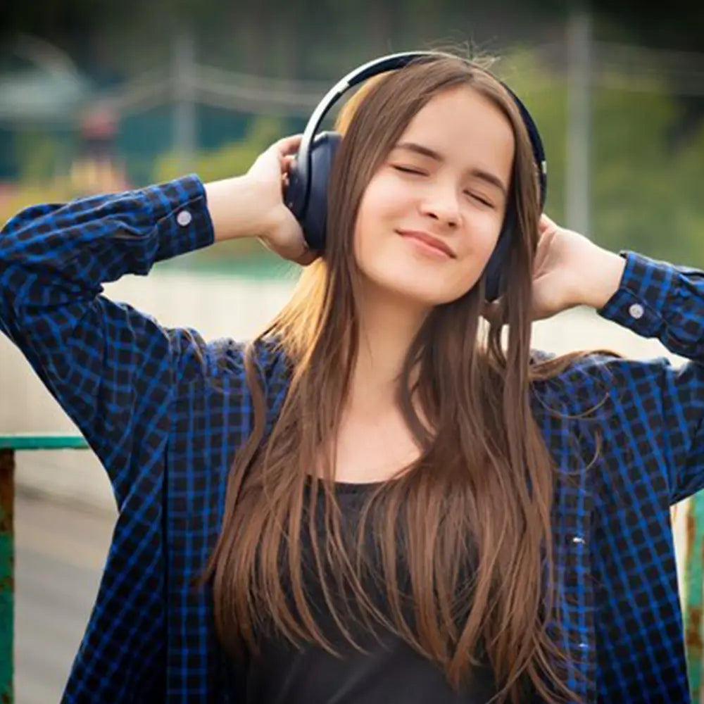 Green Lion Santiago Wireless Headphone - Black