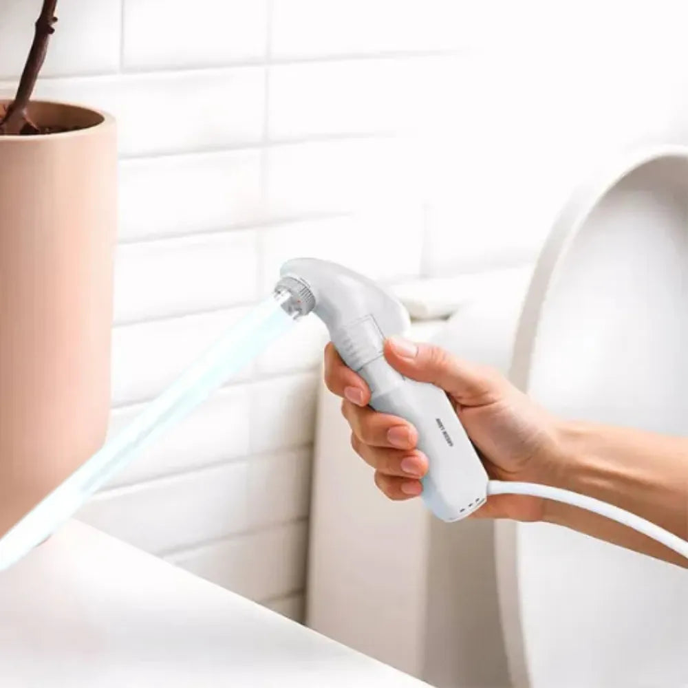 Green Lion Bidet Pro Portable 5.55W, 2 Spray Modes, 1.2m Water Pipe, 70 Min Usage, 1600mAh Battery, Type-C Charging