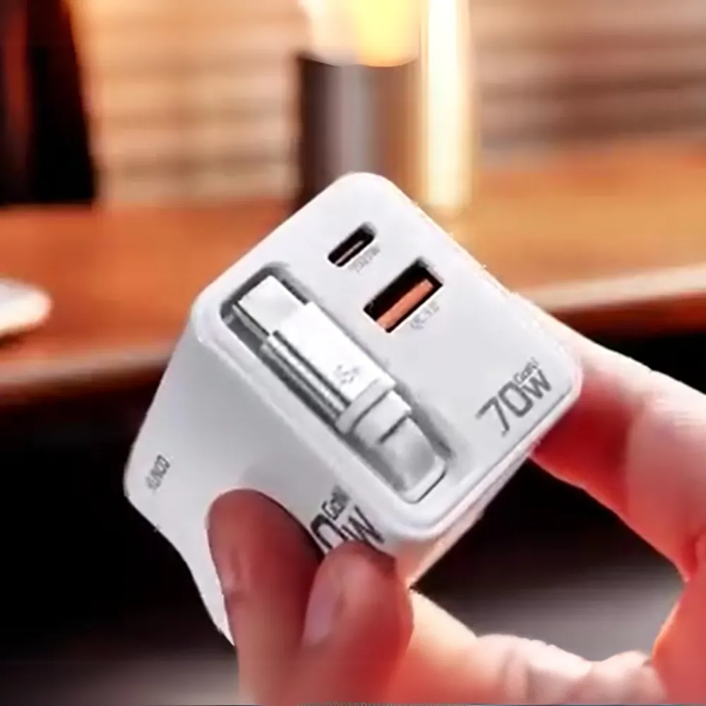 Xundd XDCH-109 GaN Charger 70W with Retractable Type-C Cable, Super Fast Charging 2.0, 3-Port Smart Power Regulation – White