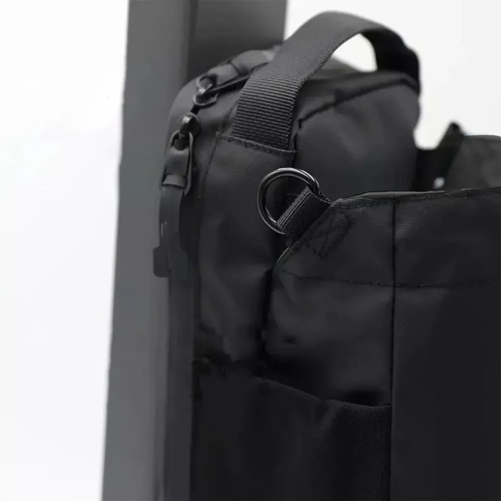 Magnetic Sports Shoulder Bag – Versatile, Durable, and Multi-Purpose Fitness & Travel Companion