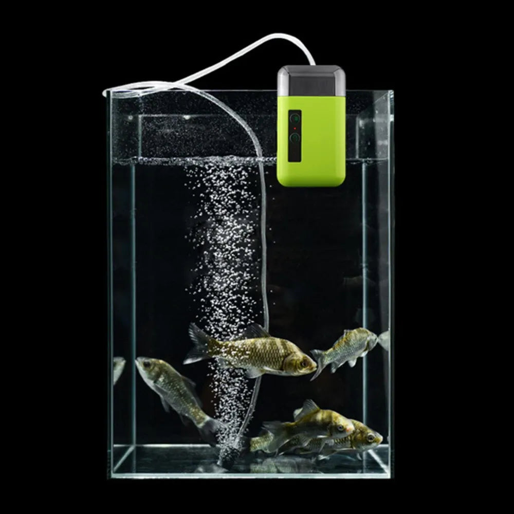 Automatic Outdoor Water Pump with Stand & 3 Pumping Modes 2100mAh Rechargeable Battery