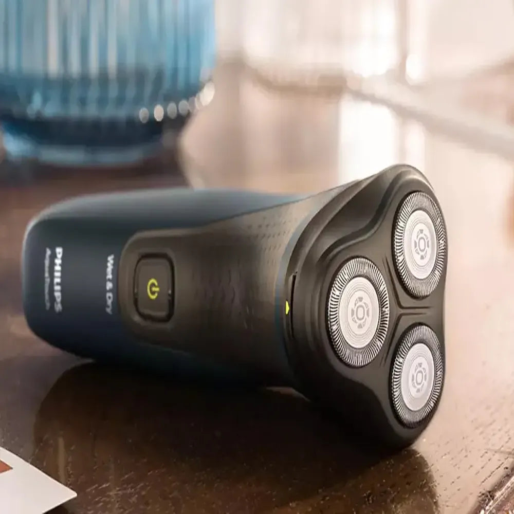 Philips Aqua Touch Wet/Dry Shaver With 3D Floating Heads 1000W