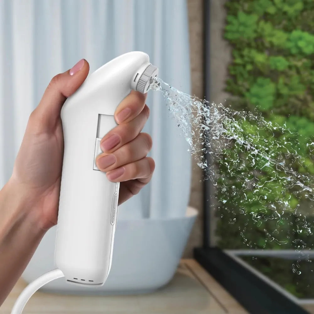 Green Lion Compact Converging Bidet Pro, Portable Rechargeable Personal Water Sprayer, Adjustable Spray Modes, 2-Speed Flow, 2.3L Water Tank