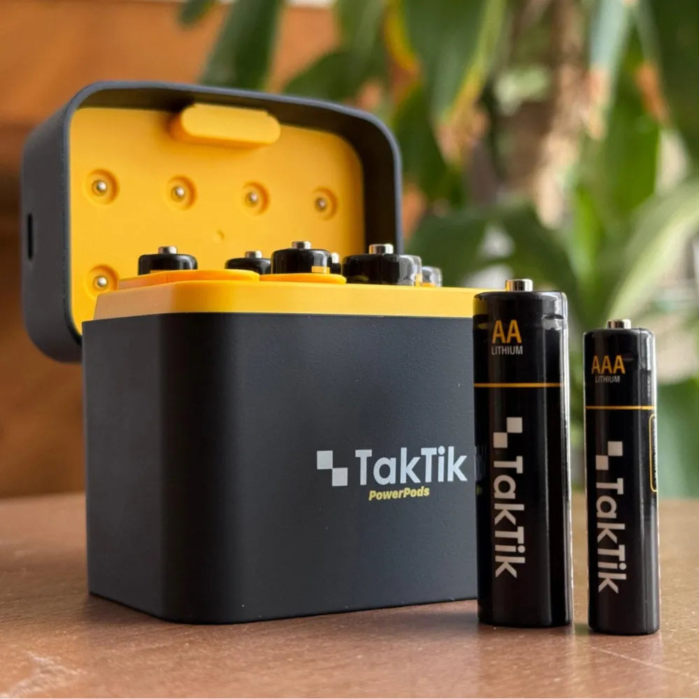 Taktik PowerPods AA & AAA Batteries with Charging Case - Black