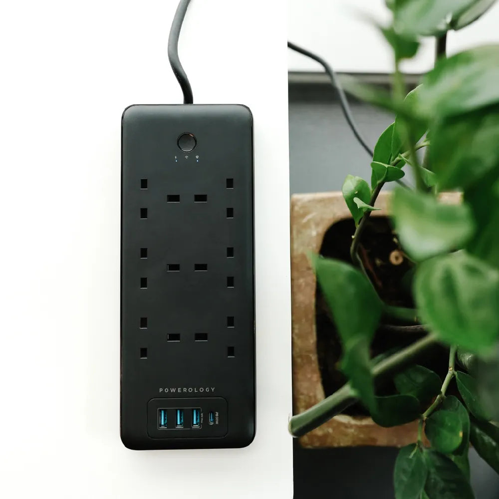 Powerology Multi-Port Smart Power Strip Smart Extension 4 Outlets/Ports 30W PD Power