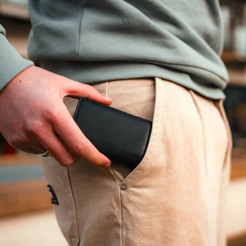 Coteci Air Tag Wallet - Black