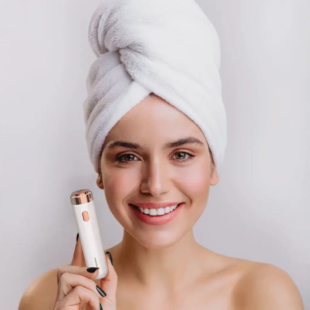 Porodo Electric Facial Hair Epilator remove facial hair, making it ideal for sensitive skin & built in LED light